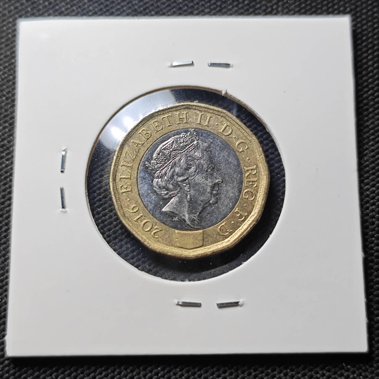 KK钱币收藏小铺  第406期 2月预留时间 周末发货  英国1镑双色币