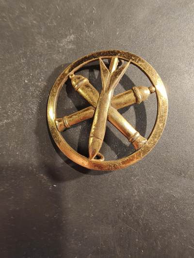 老王徽章第189期 - 法国炮兵贝雷帽徽   金色