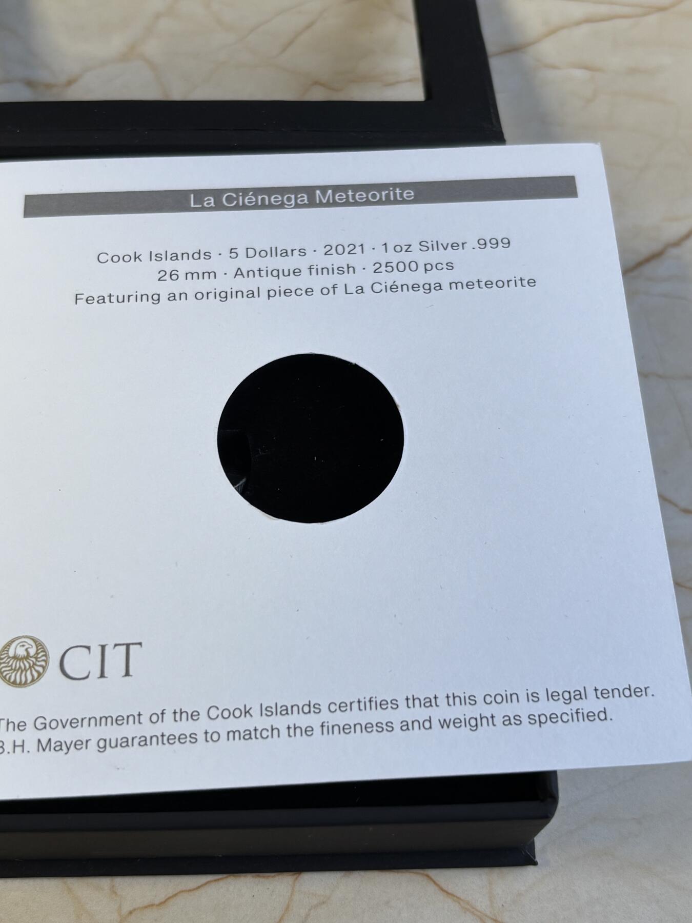 第195期拍卖 库克2021年镶嵌墨西哥索诺拉州拉西埃内加陨石银币，999银，1盎司，发行2500枚，有氧化