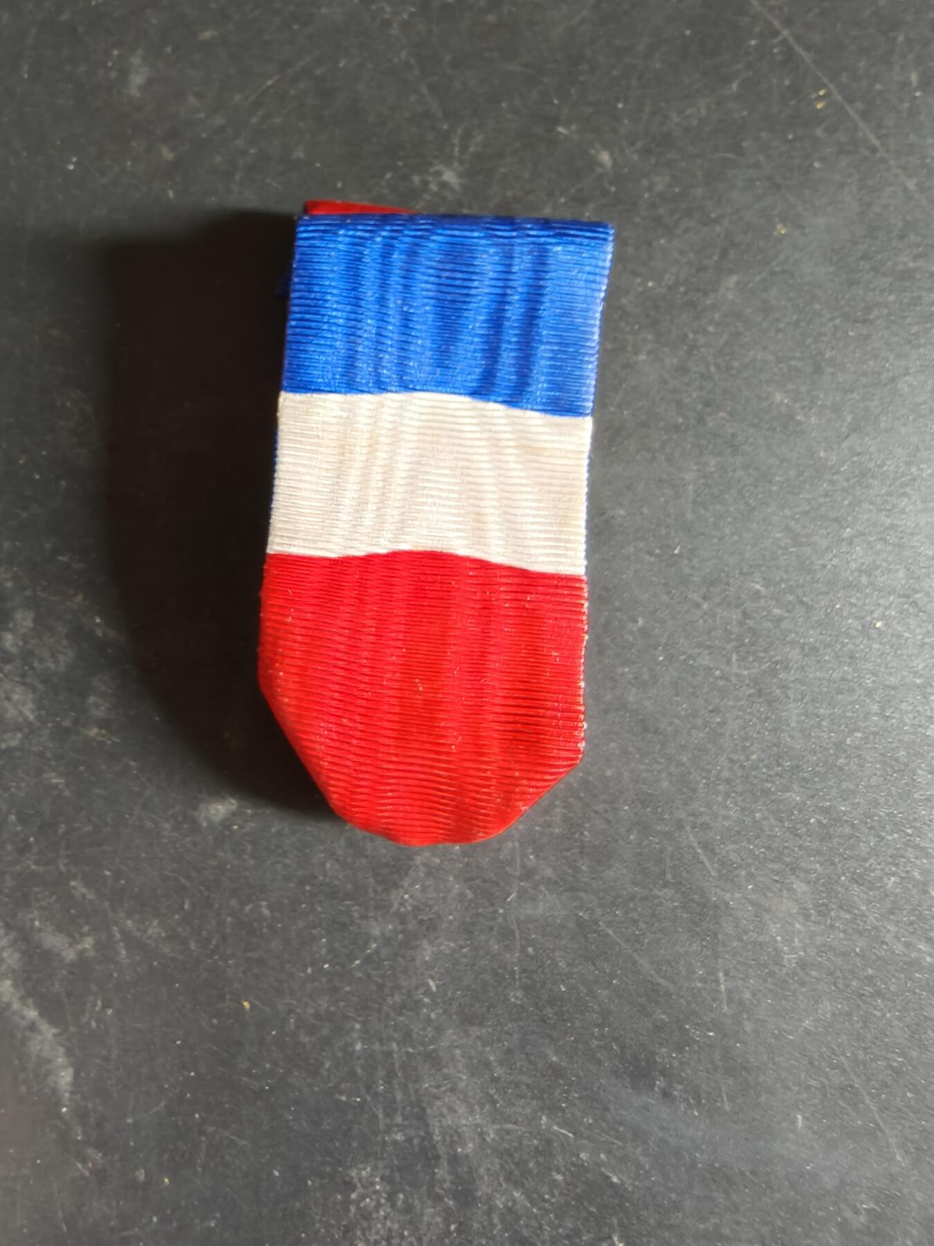 老王徽章第189期 法国银级劳工奖章绶带