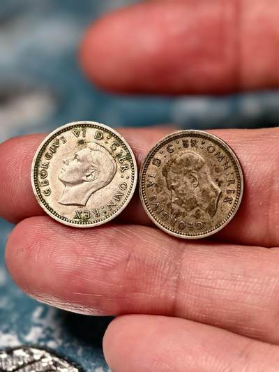 抚柳草堂-第十九期章牌钱币  奖章勋章限时免佣 满百包邮 放漏专场 - 1937/1941英国乔治六世三便士银币（Threepence）两枚总重2.8g 美品正面头像背面玫瑰细节都在