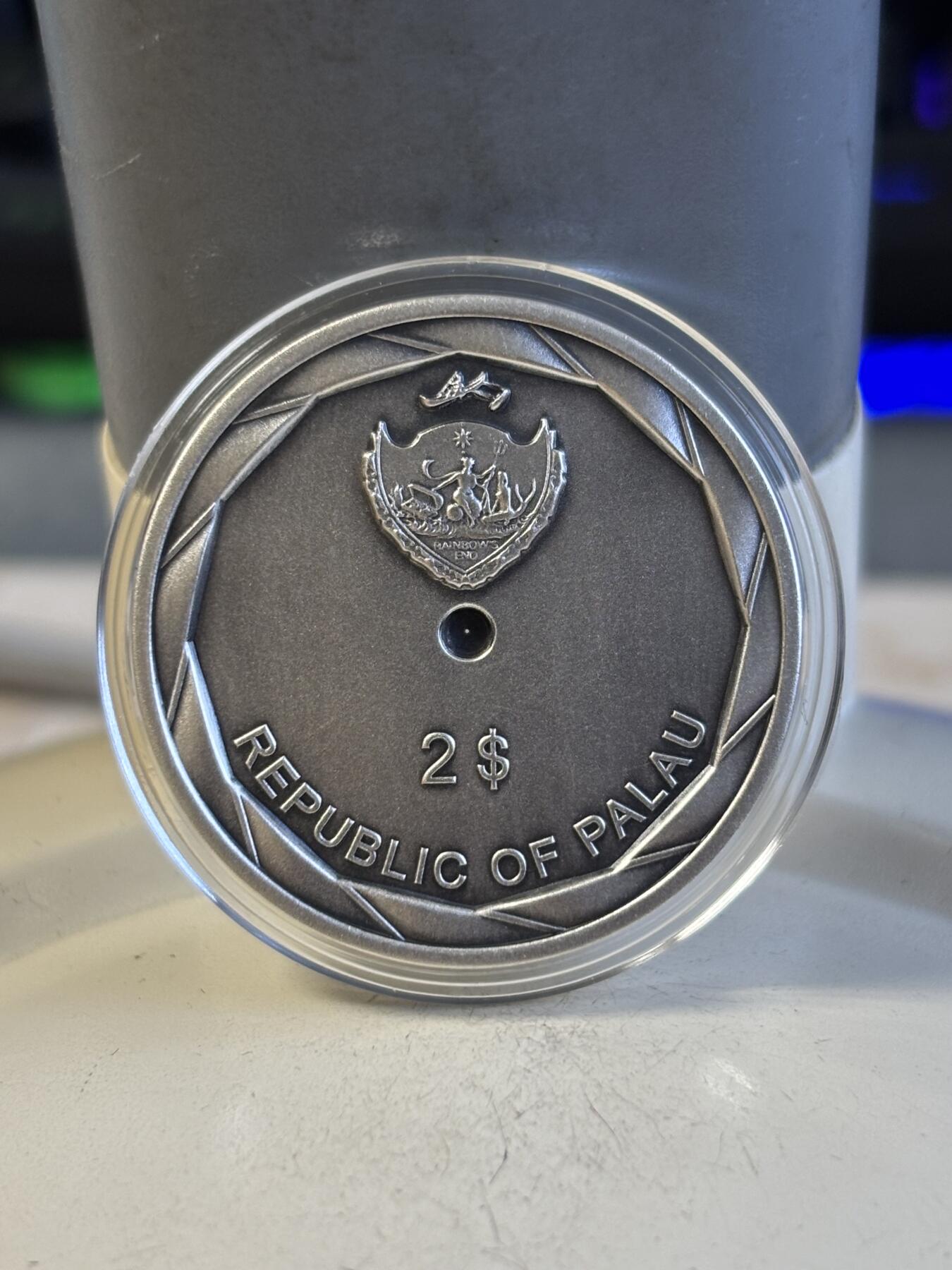 第195期拍卖 帕劳2019年相机照相术发明180周年仿古纪念银币，发行999枚，10克，发行999枚