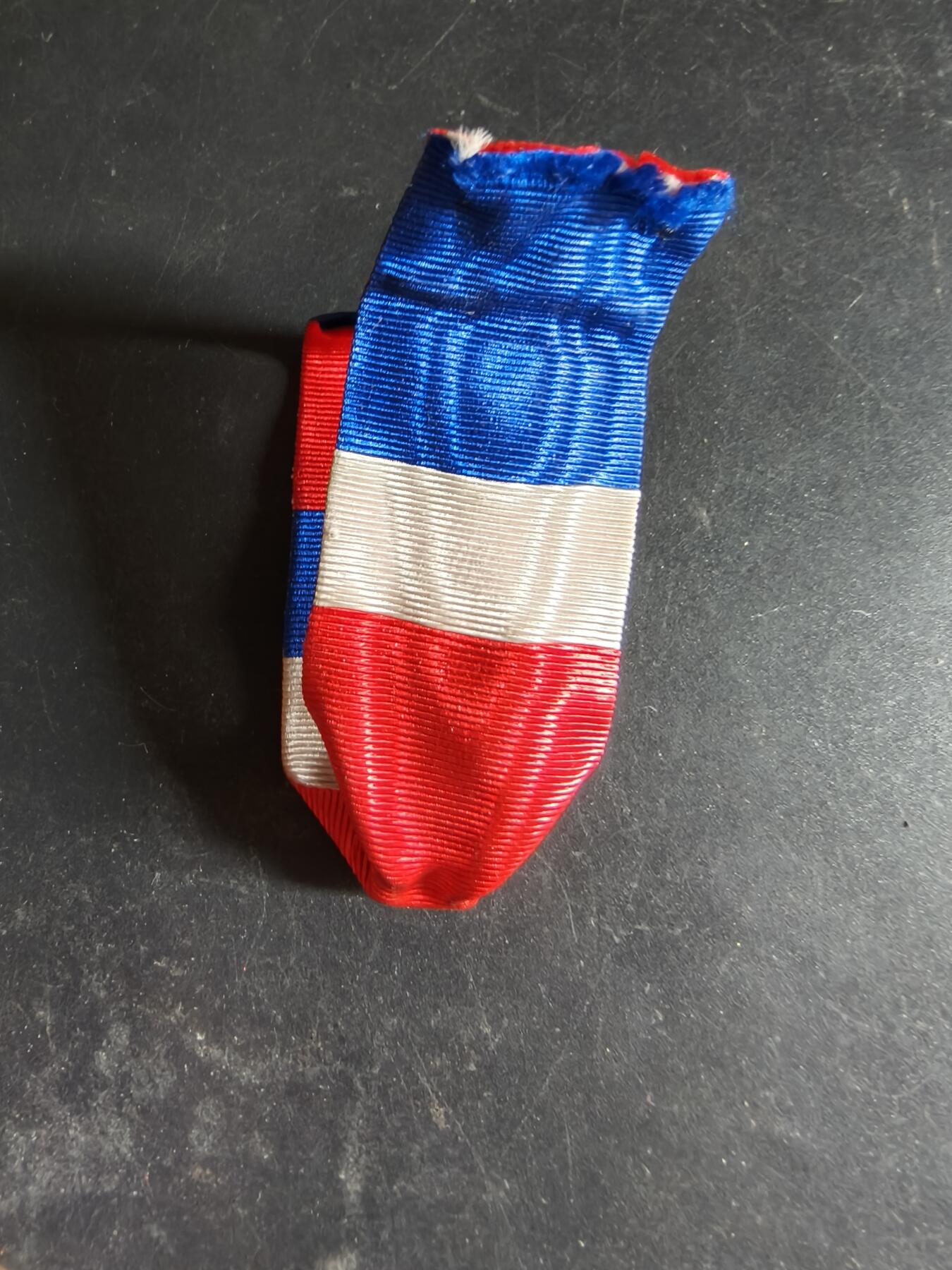 老王徽章第189期 法国银级劳工奖章绶带