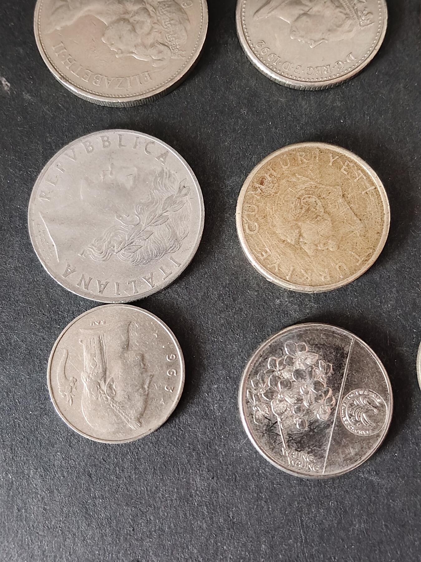 猩哥外币小铺➨【第225场】 硬币9个