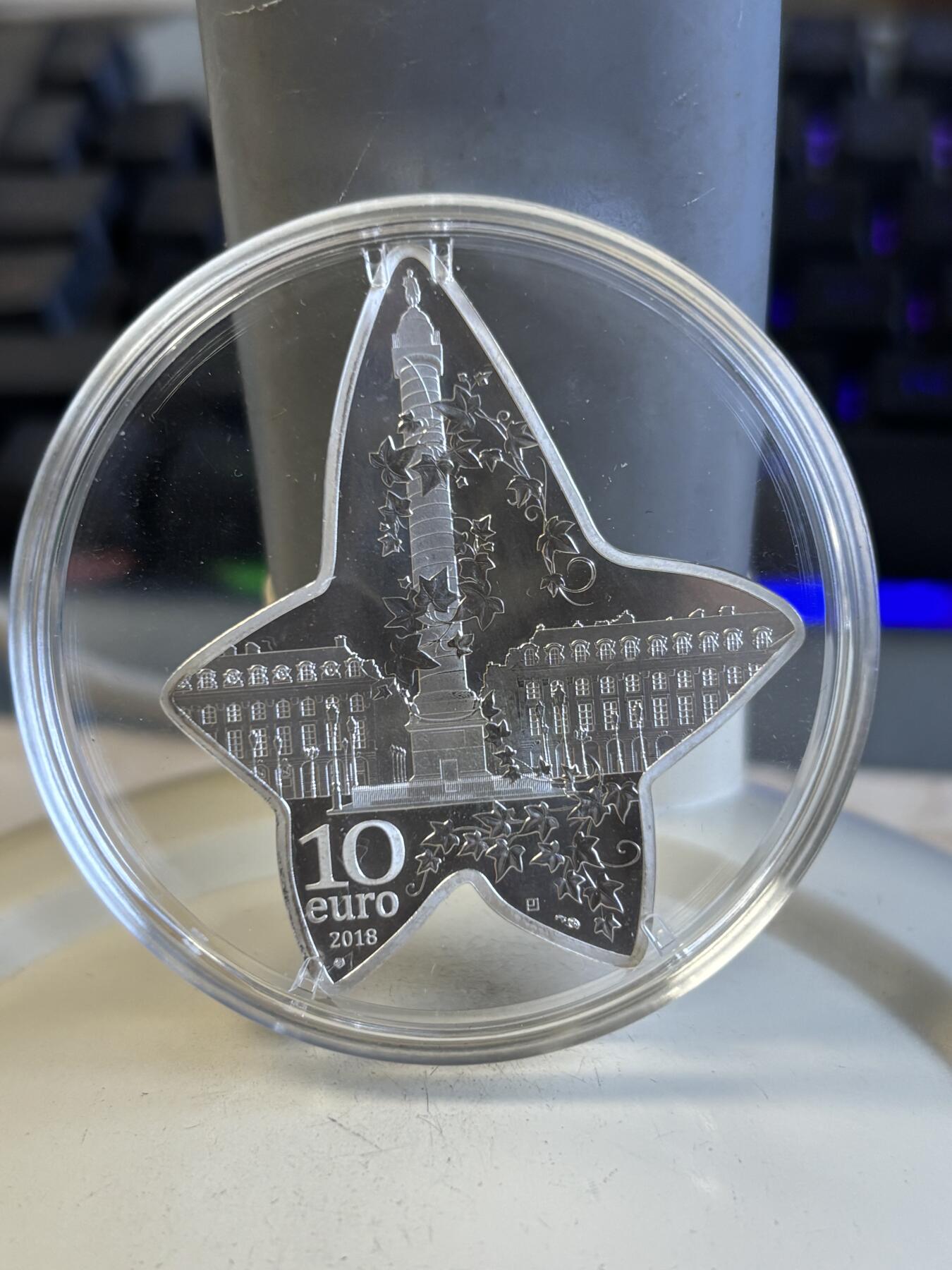 第194期拍卖 法国2008年宝诗龙 法兰西瑰宝 22.2g纪念银币， 900银 ，发行5000枚