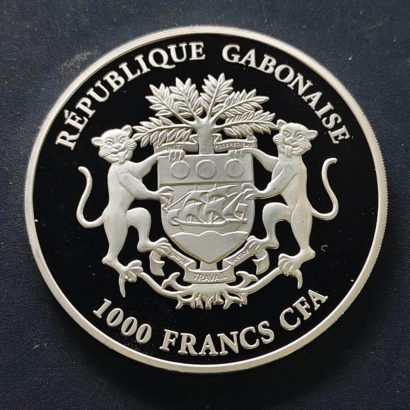 【全场包邮】纯粹捡漏拍515场 【稀少】加蓬2020年1000法郎文森特·梵·高杰作系列《婴儿马塞尔·鲁林》50毫米50克精制镀银纪念币-量2500