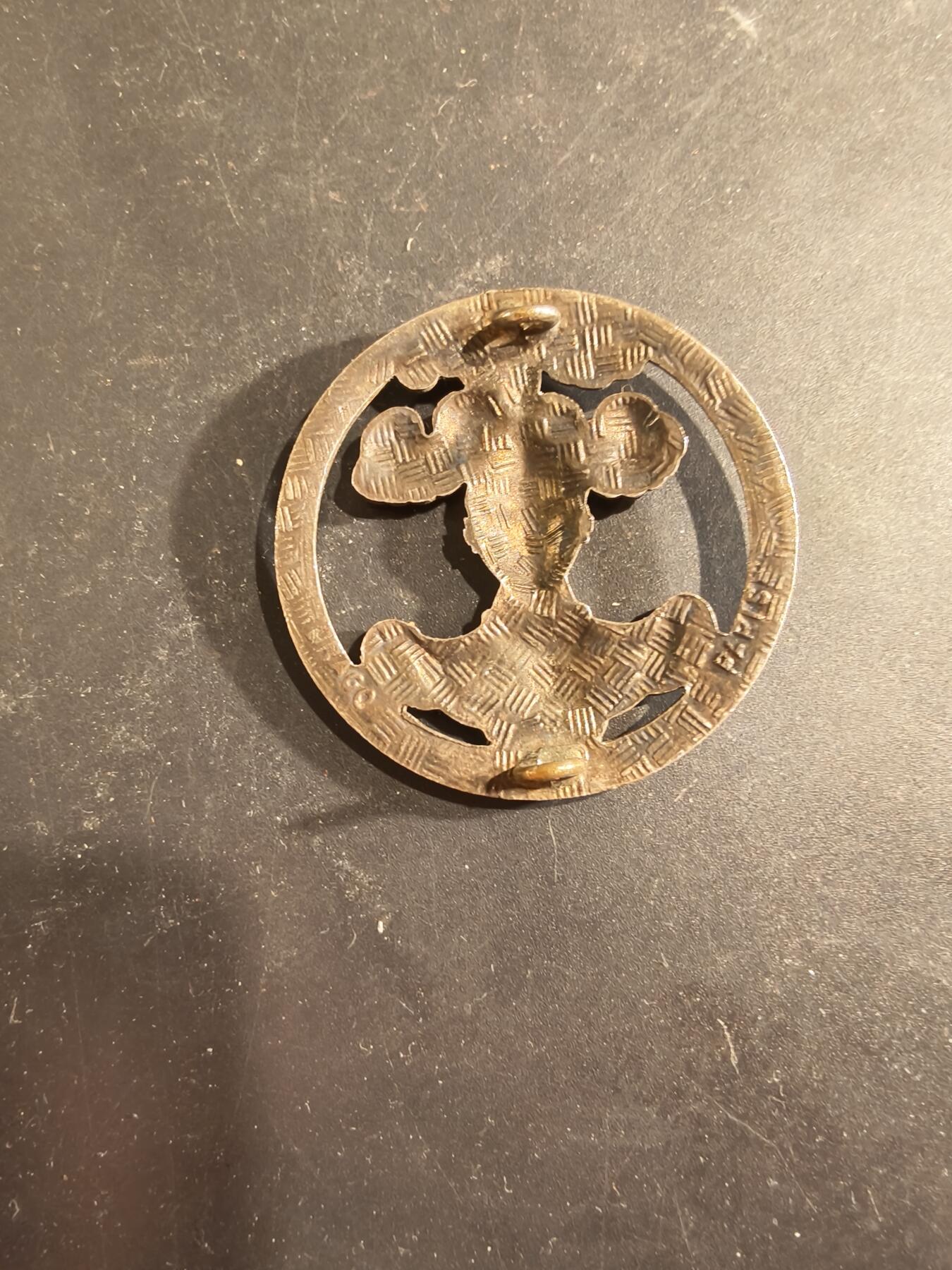 老王徽章第189期 法国装甲兵贝雷帽徽   银色