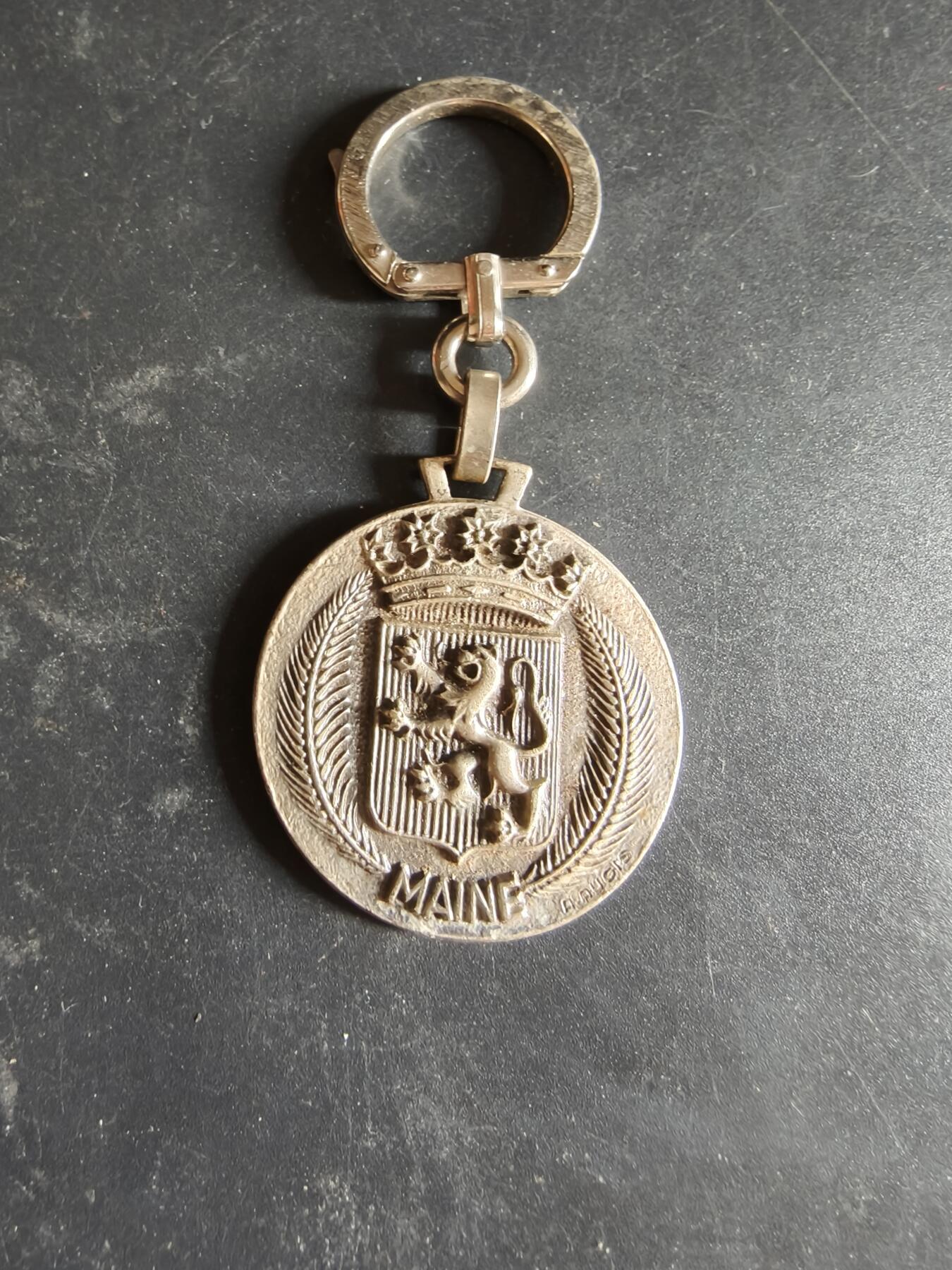 老王徽章第189期 法国马恩省钥匙扣