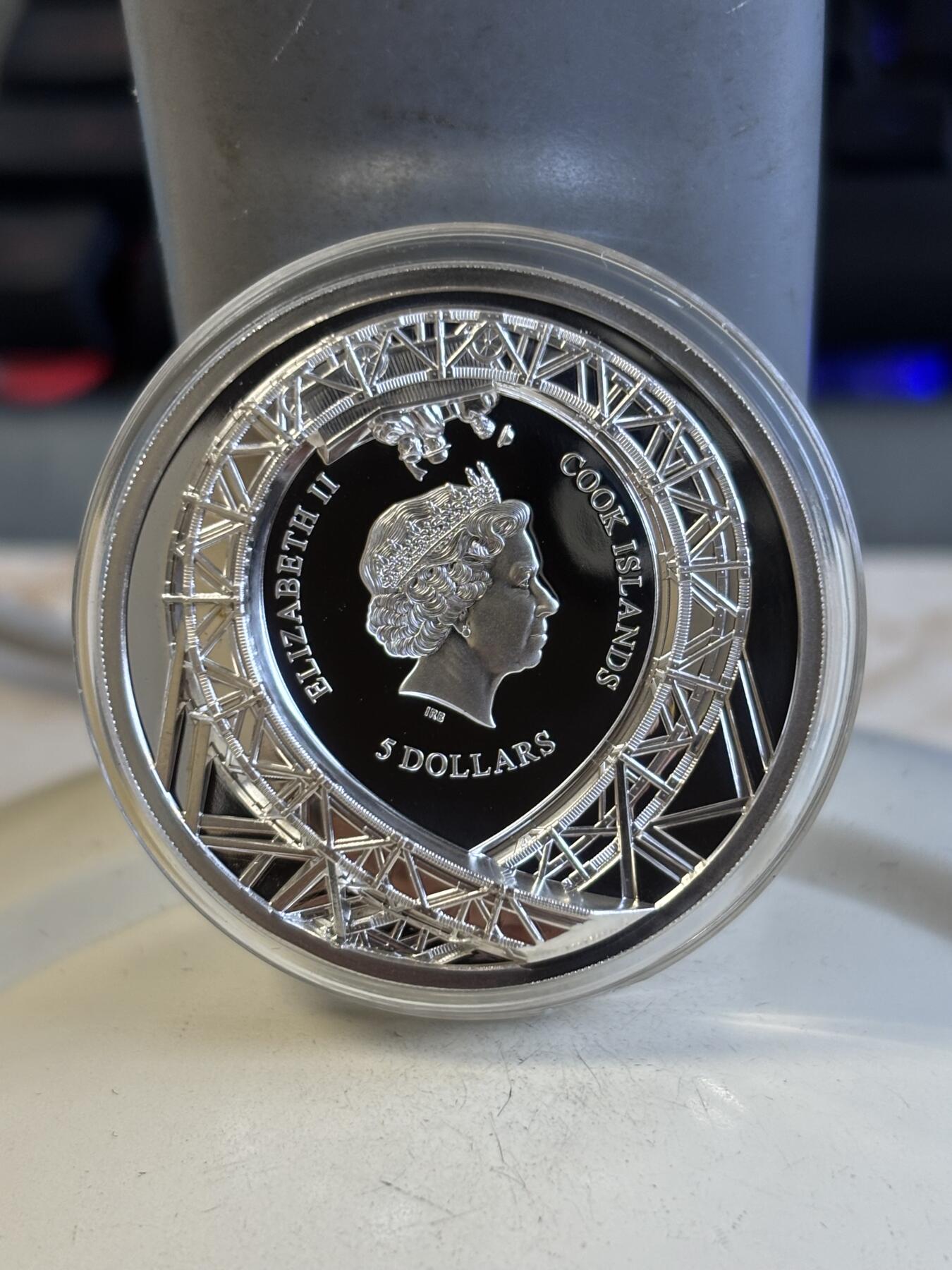 第194期拍卖 库克2021年摩天轮双面高浮雕1盎司纪念银币，999银，发行1901枚