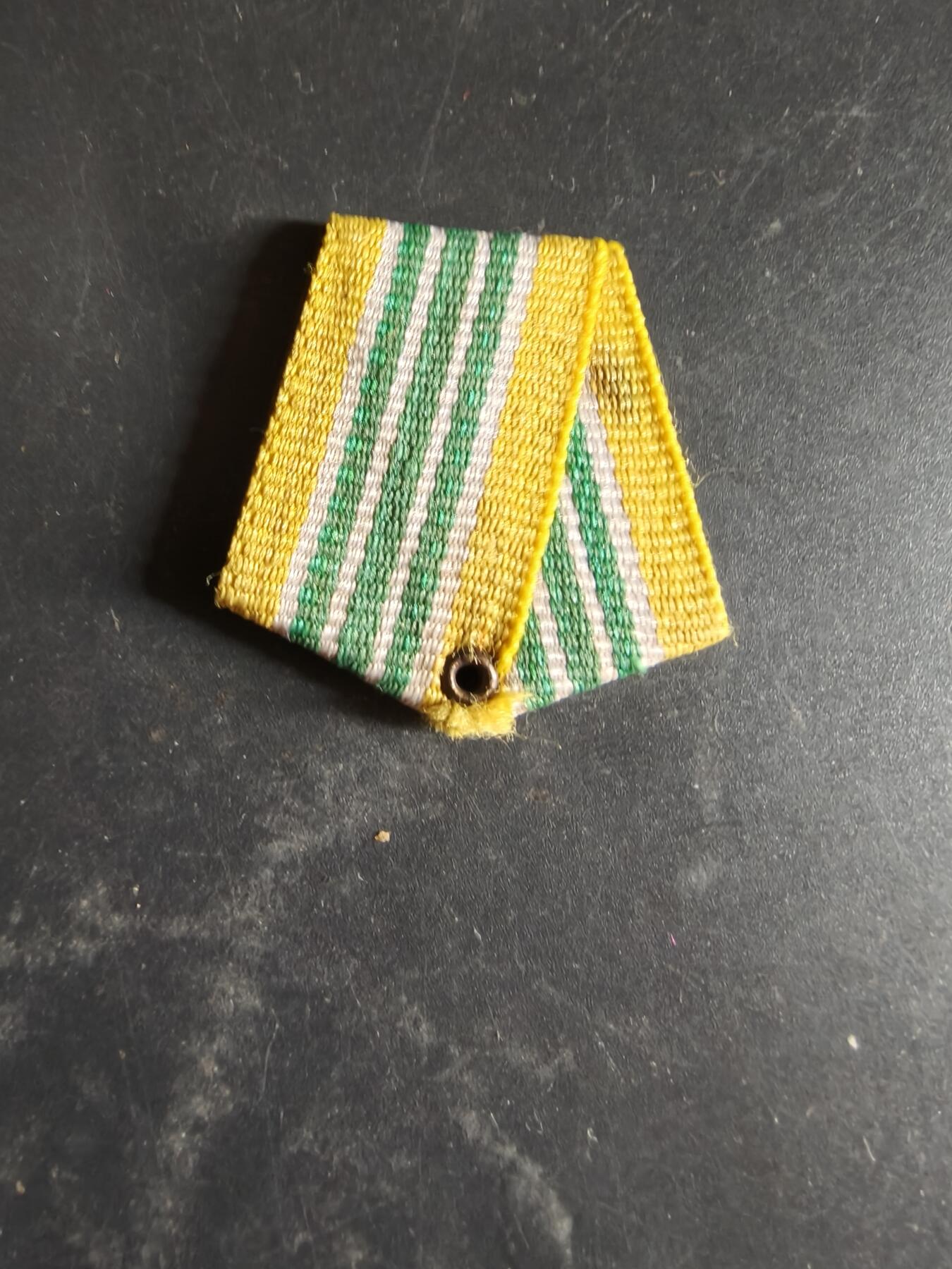 老王徽章第189期 东欧奖章绶带  