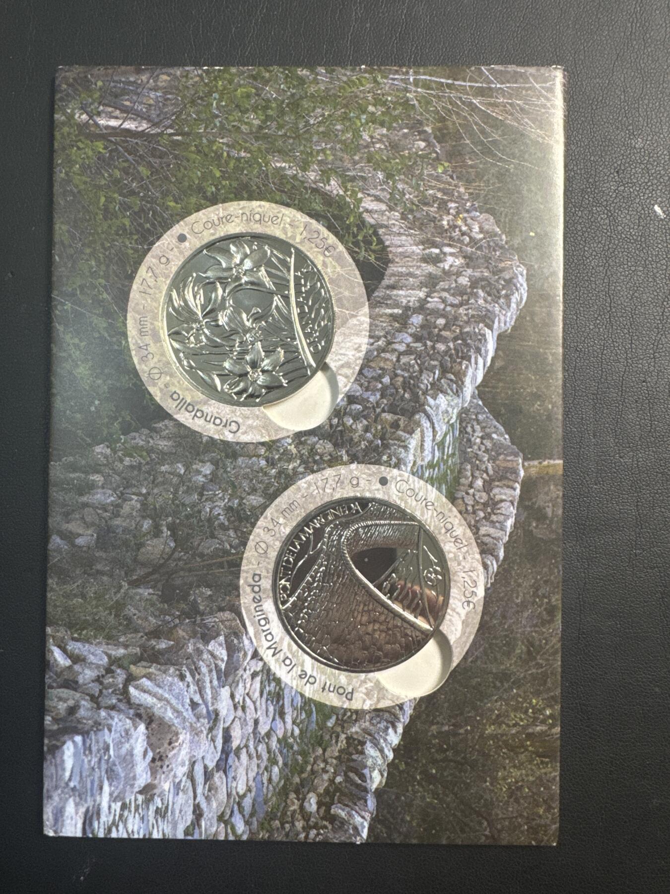 ❤️【币观天下】❤️ 第346期钱币拍卖场- 2026.3.27周五晚上6点半场 长期征集拍品  安道尔2021年 首枚1.25欧元纪念币 国花水仙及大桥2枚套装BU卡 发行量3000