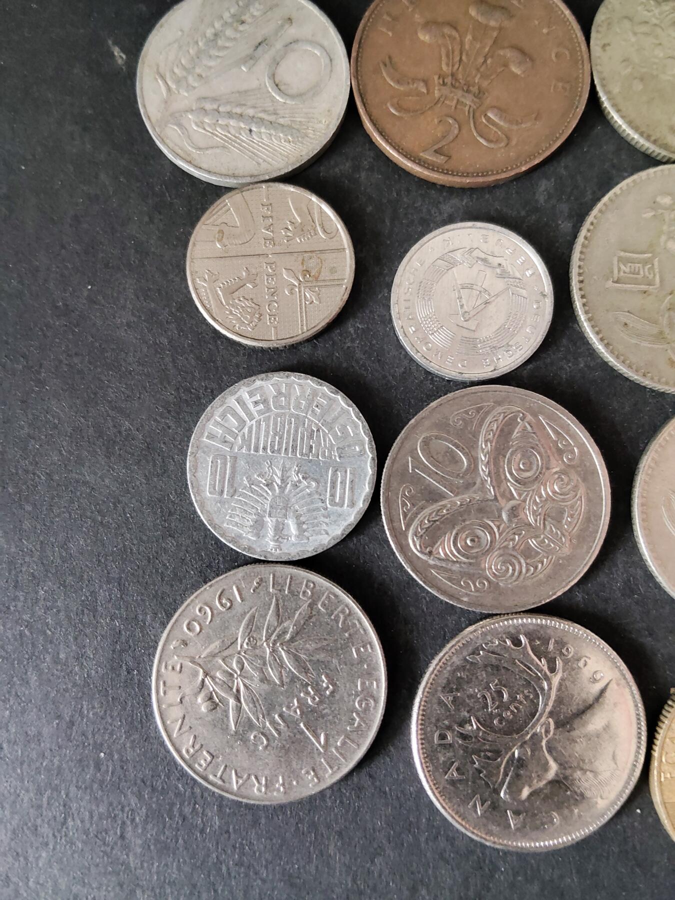 猩哥外币小铺➨【第225场】 硬币16个