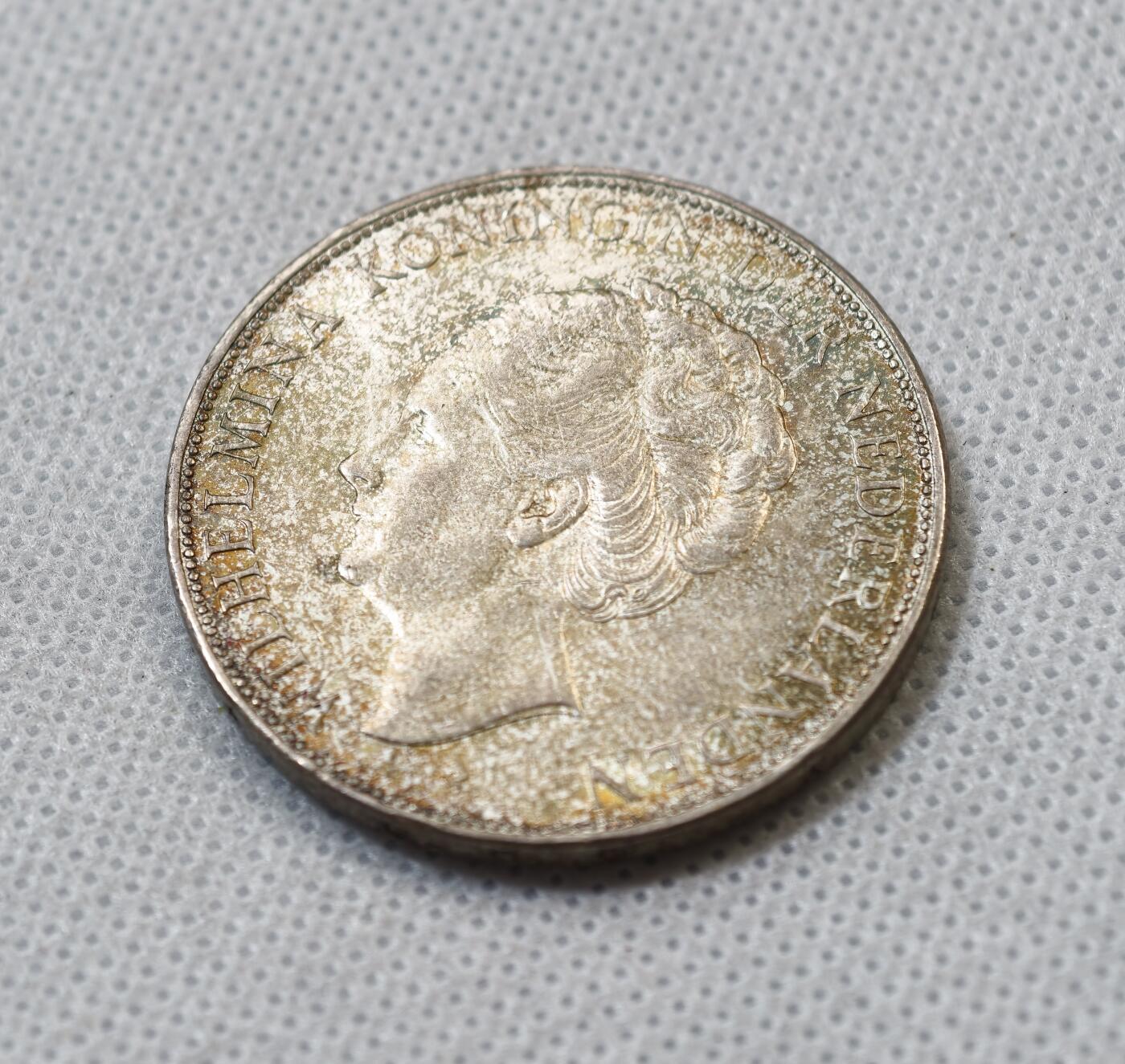 甄臻铺-世界币章拍卖（第56期），送拍享返佣金等优惠多多