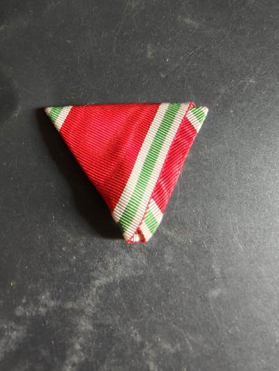 老王徽章第189期 - 保加利亚一战纪念章三角形挂