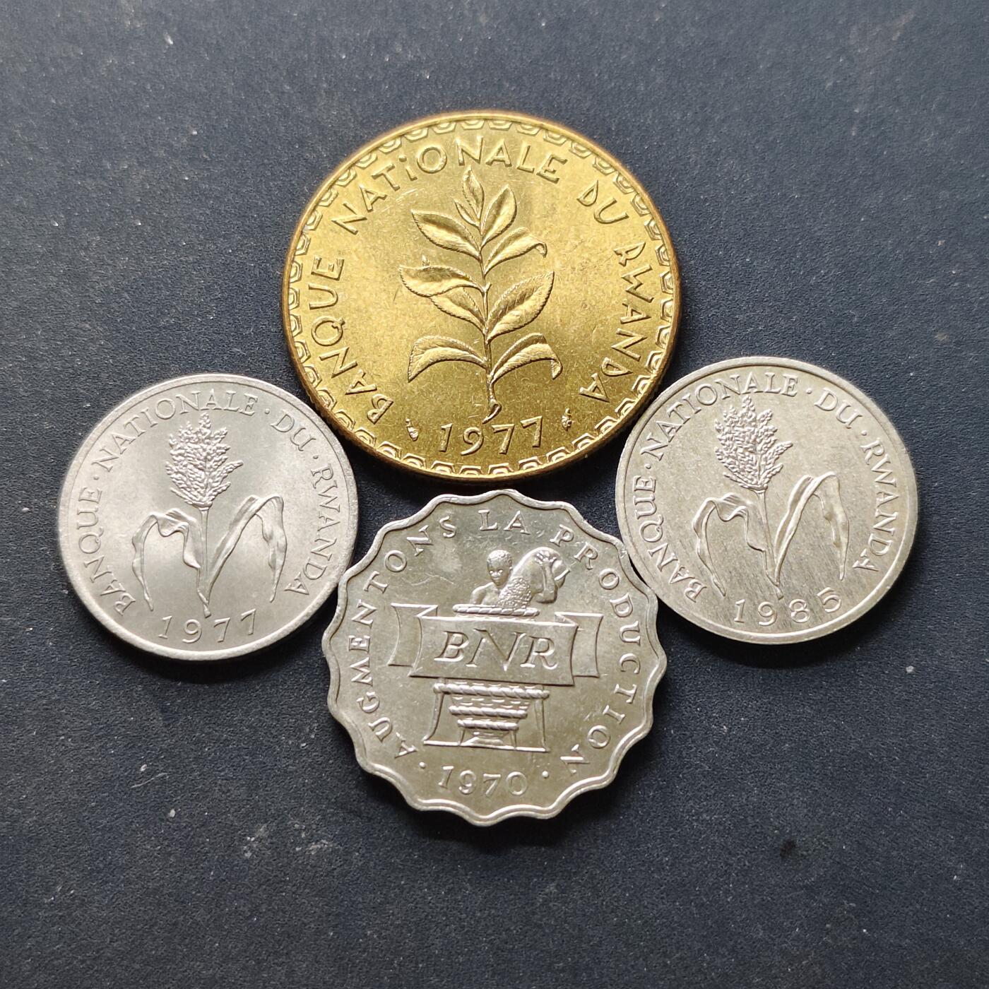 【全场包邮】纯粹捡漏拍514场 卢旺达1977-1985年散币3枚一组