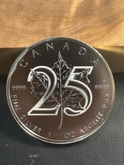 ❤️【币观天下】❤️ 第346期钱币拍卖场- 2026.3.27周五晚上6点半场 长期征集拍品  - 加拿大2013年枫叶1盎司普制纪念银币，999银，有氧化