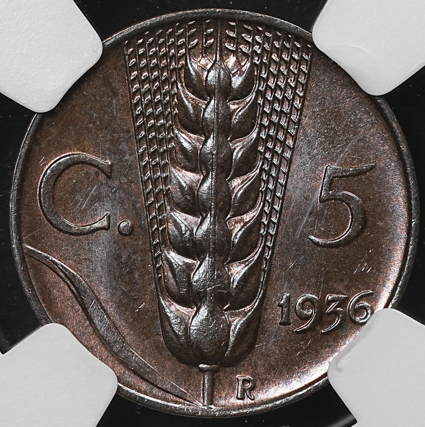 修遠堂世界钱币第109期 NGC MS64BN 1936年意大利5分铜币，少见年份，特年