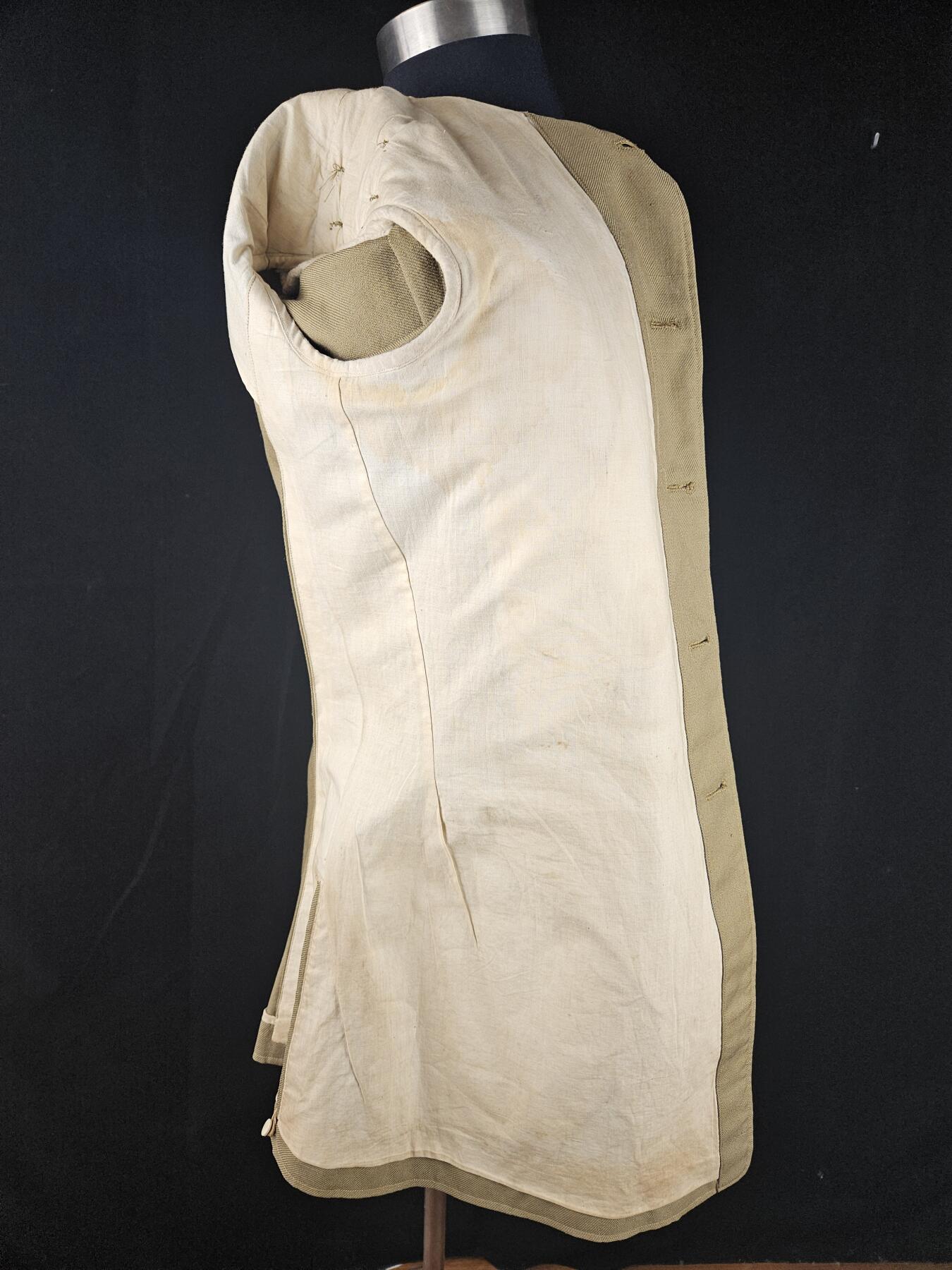 0元起拍勋章 第342期 咸鱼国勋章拍卖专场 3月29日（周日）下午6：00开始 苏联西伯利亚囚服 改四五将官上衣夏服 领围39 胸围95 衣长76 肩宽42 袖长57