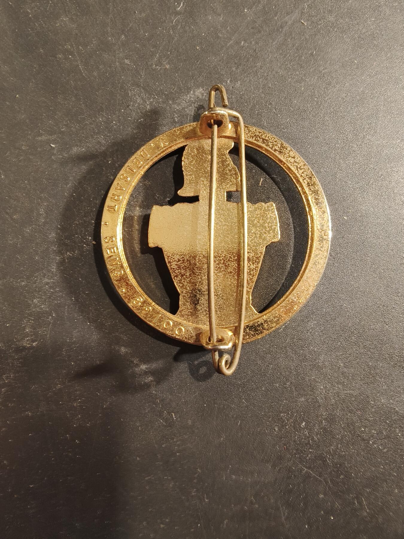 老王徽章第189期 法国通信兵贝雷帽徽   金色