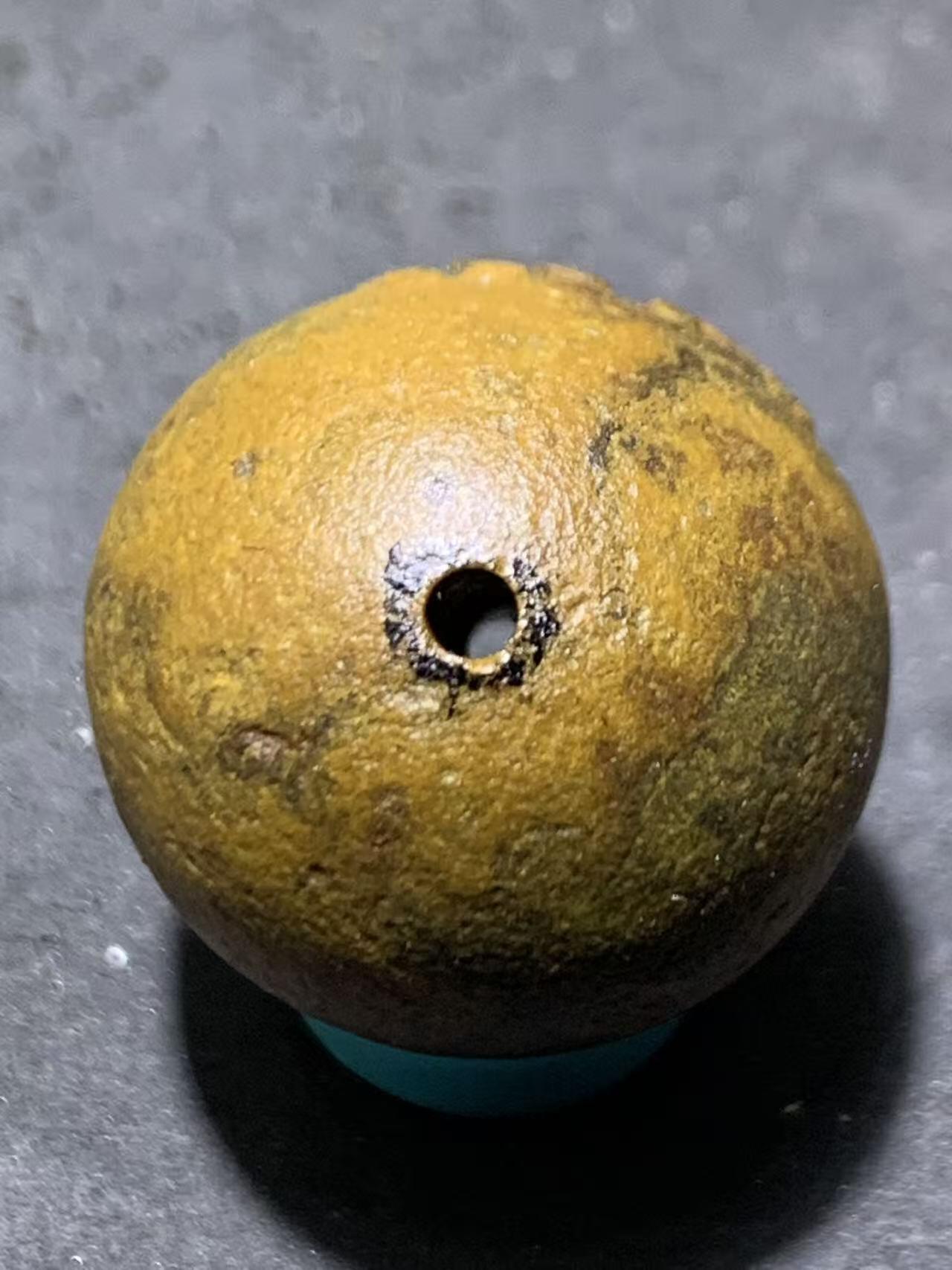 精美亚光风化纹战国红玛瑙手工雕刻道字2.0单珠一颗！