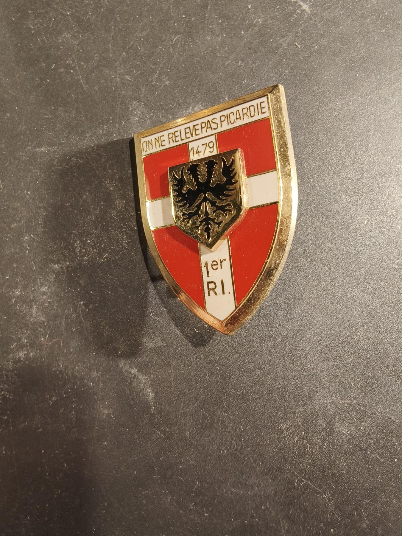 老王徽章第189期 法国陆军第1步兵团证章