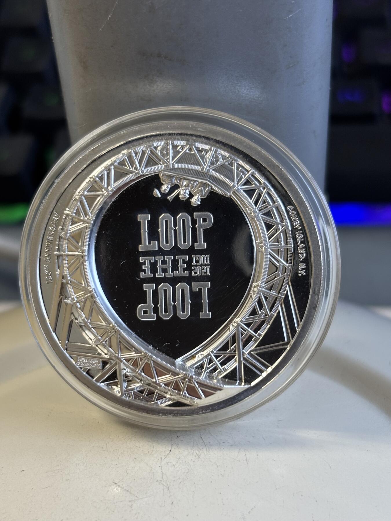 第195期拍卖 库克2021年摩天轮双面高浮雕1盎司纪念银币，999银，发行1901枚，有小丝