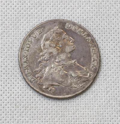 甄臻铺-世界币章拍卖（第56期），送拍享返佣金等优惠多多 - 德国 1753年 巴伐利亚圣母抱婴 半泰勒 较少见的圣母抱婴辅币 早期年份