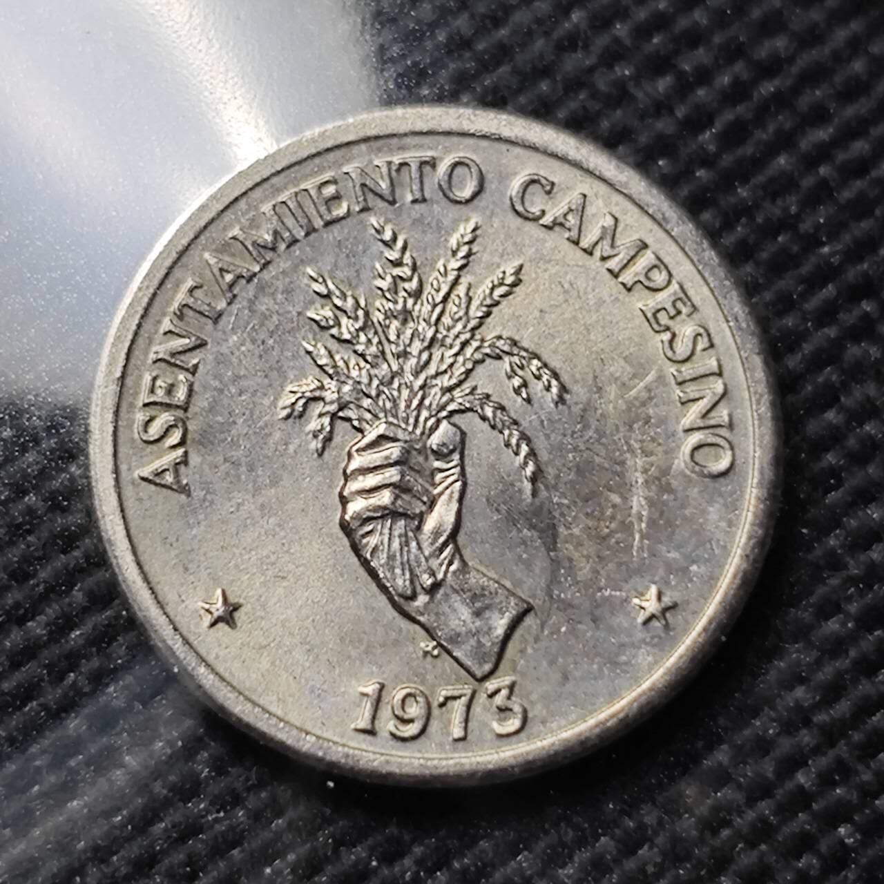 KK钱币收藏小铺  第406期 2月预留时间 周末发货  1973巴拿马握草 纪念币