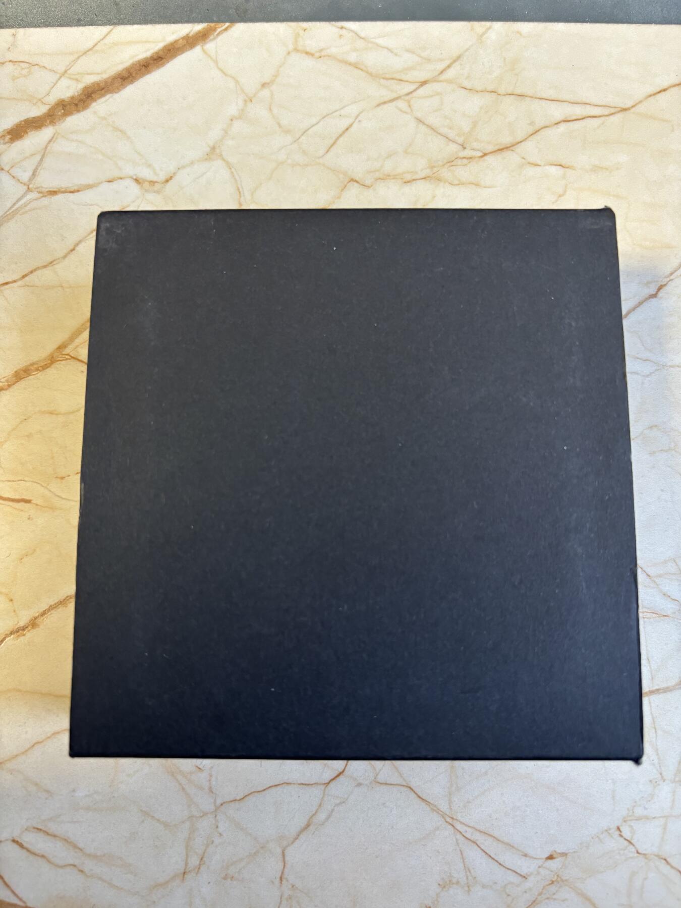 第195期拍卖 蒙古2024年法贝热艺术帝国加冕彩蛋2盎司纪念银币，999银，发行888枚