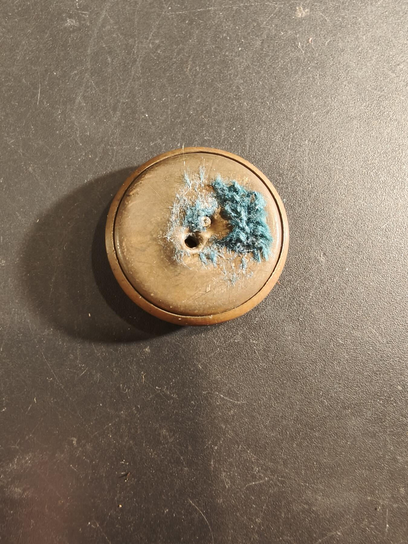 老王徽章第189期 一战荷兰王国陆军铜扣    25mm