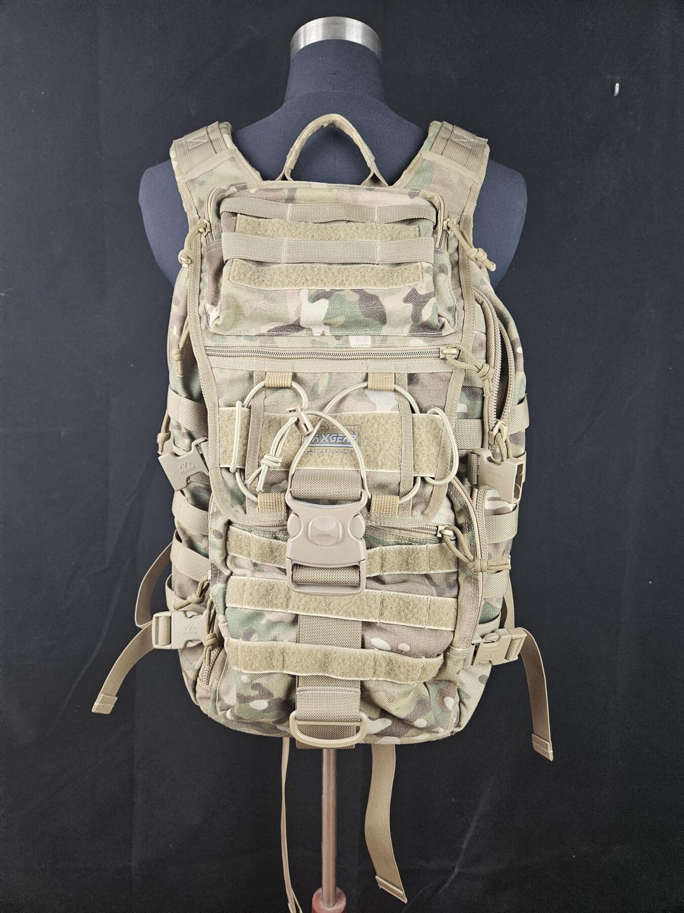 0元起拍勋章 第342期 咸鱼国勋章拍卖专场 3月29日（周日）下午6：00开始 马盖先x7 战术双肩包 无破损污渍