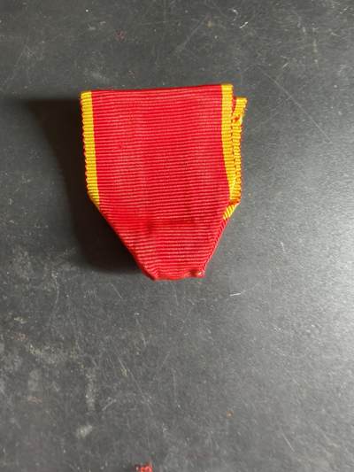 老王徽章第189期 - 法国东方工业协会奖章绶带    