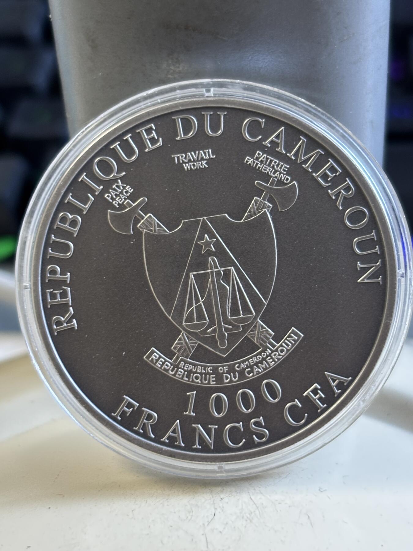 第195期拍卖 喀麦隆2019年动物骆驼1盎司仿古纪念银币，9999银，发行2000枚