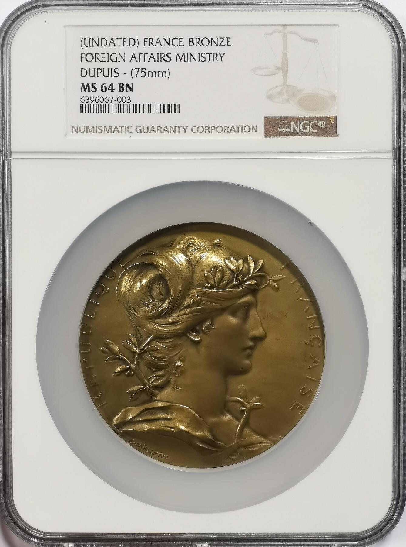 博洋堂“芳菲春韵”3月精品大拍专场暨第166期（全场包邮） NGC MS64 冠军分！法国1910年左右外交军事部巨大铜章，75mm尺寸，加大加厚盒子，堪比镇纸！
