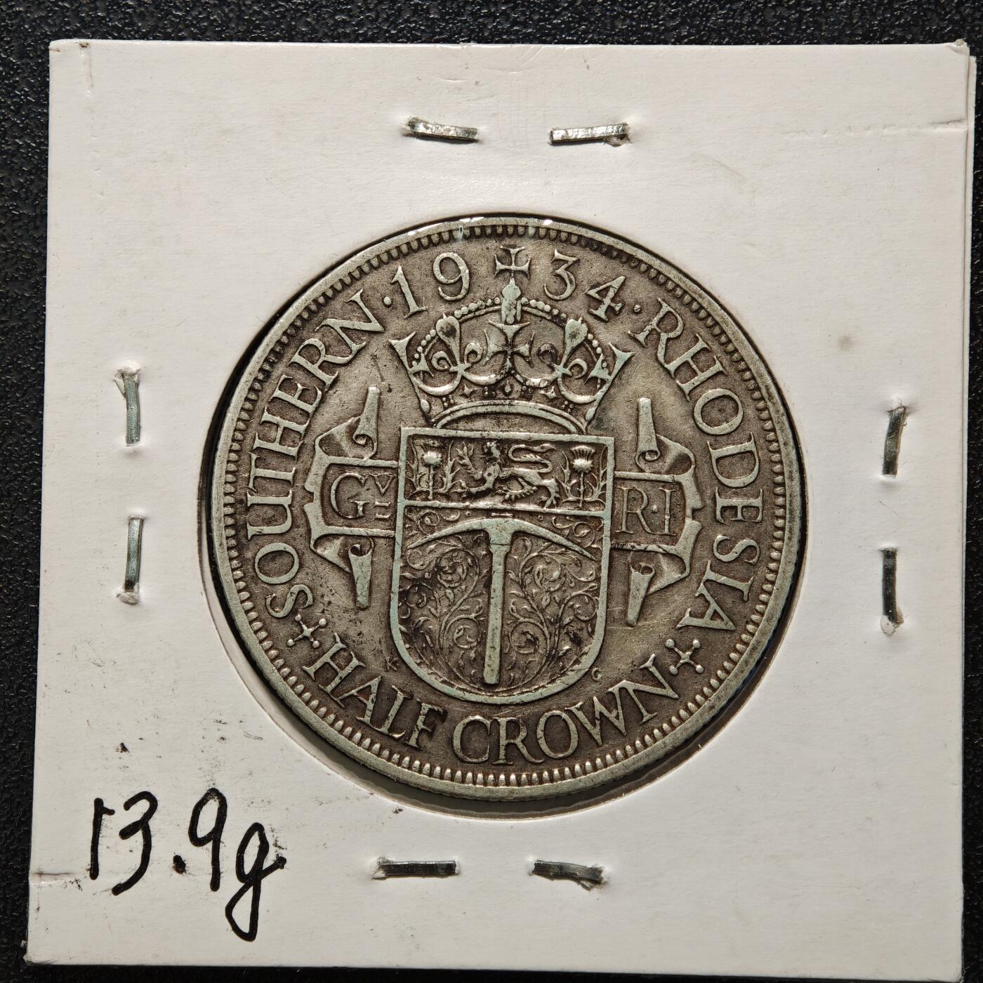 【德藏】世界币章拍卖第169期（拍品征集中~欢迎藏友联系） 老藏家集藏系列之- 1934年 英属南罗得西亚1/2克朗银币 925银 直径约：32.3mm；重约：14.1g 入册20余年·附有当年购入价