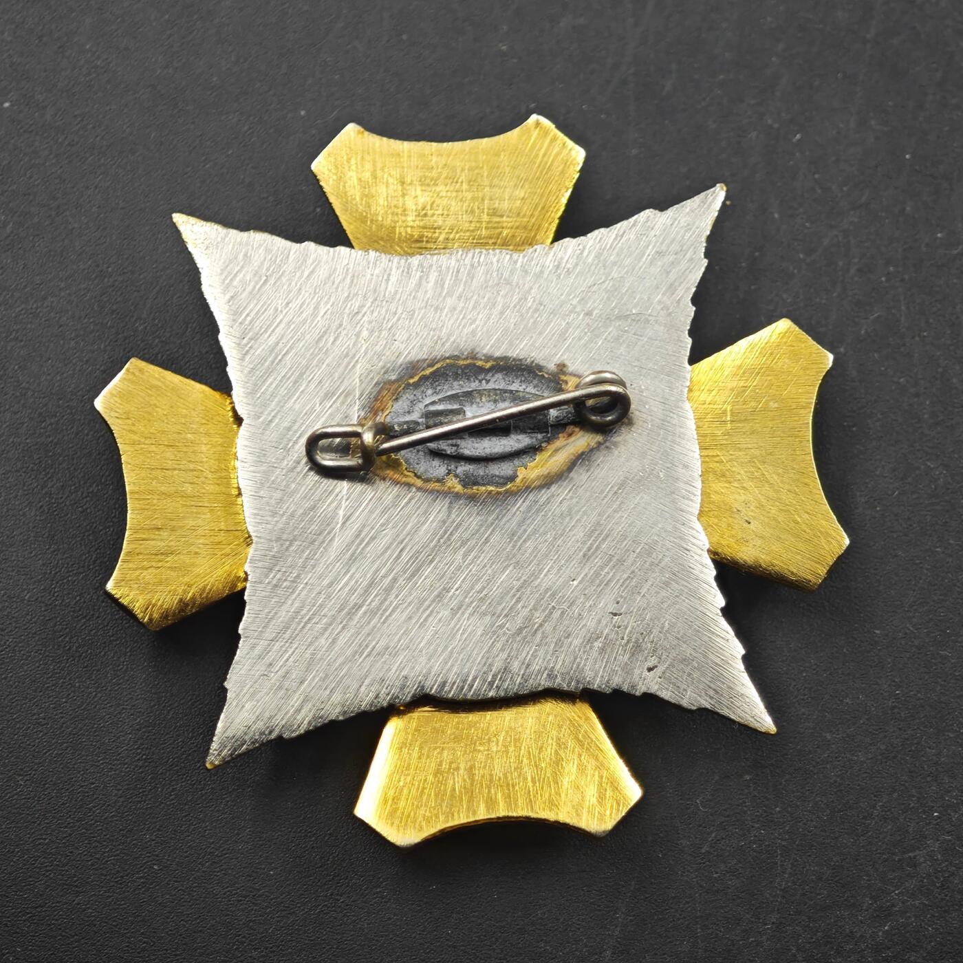 3月28日结束，精品成斌徽章钱币专场（明天继续更新）