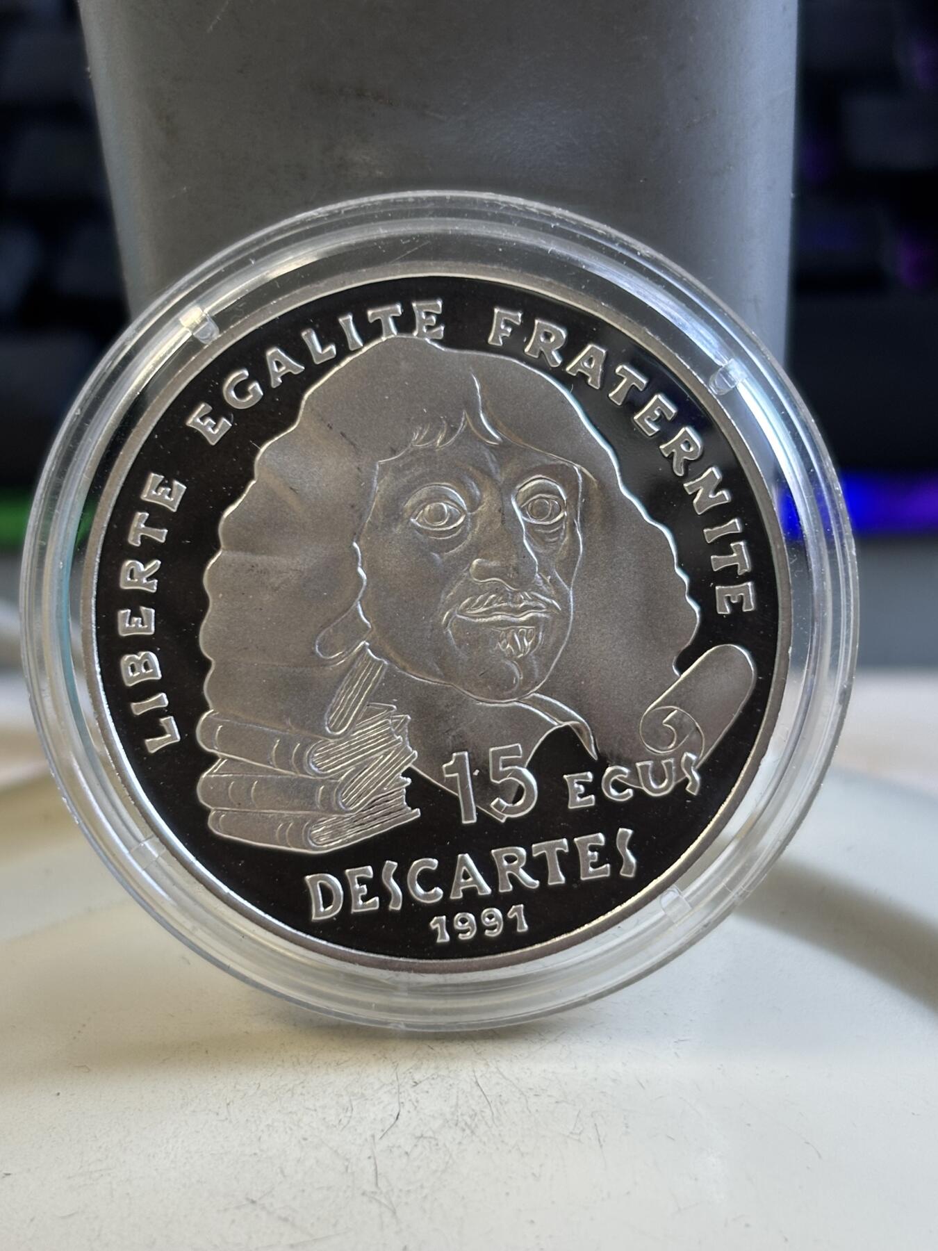 第195期拍卖 法国1991年人物笛卡尔纪念银币，900银,22.2克，币有瑕疵