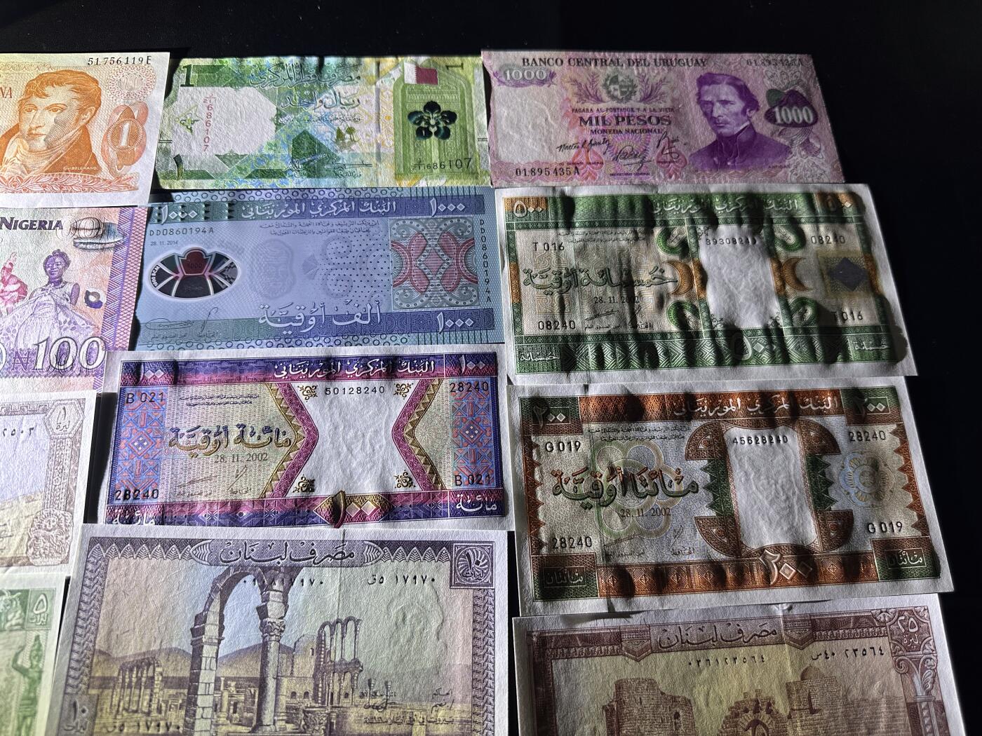 《外钞收藏家》第六百二十一期（精选场）（长期征集拍品、欢迎藏友们联系合作） 阿根廷1比索AU+尼日利亚、毛里塔尼亚、黎巴嫩等14张全新 一起