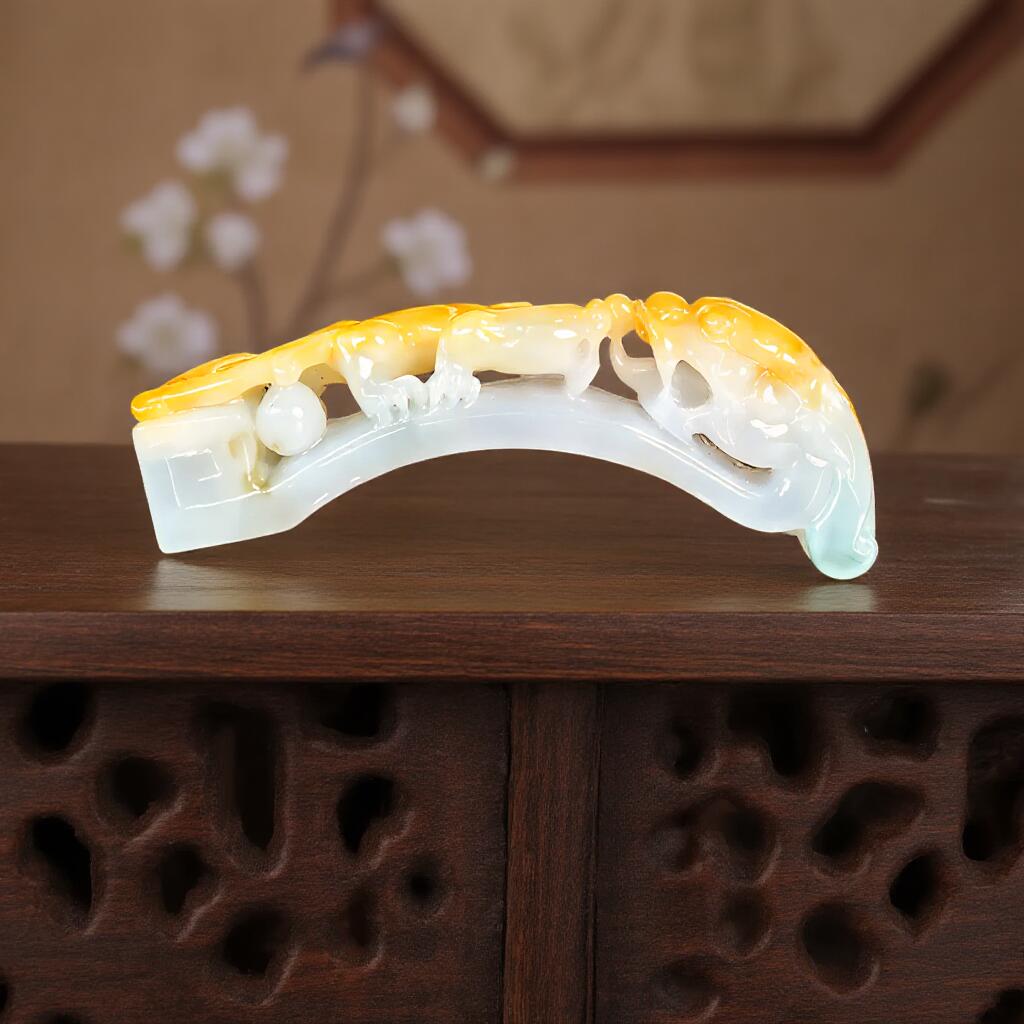 碧月说宝 君子怀瑾·当代和田玉清风专场(五) 冰种黄翡巧雕望子成龙如意龙钩