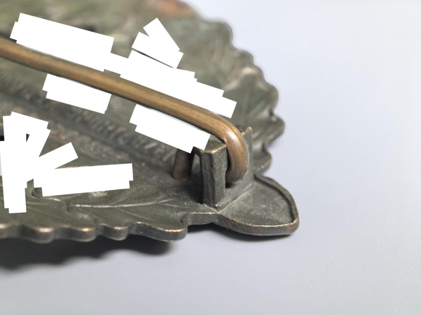 小驴勋章奖章收藏3月28日周六晚六点拍卖（珍爱和平，收藏战争，铭记历史，勿忘国耻，忠党爱国。有偿代拍，送拍规则在简介最后，参拍须阅读规则后再参拍，关系到运费包装发货时效真假辨别等关键信息，拍卖时不再发原图，看大图店主微信码在拍卖店铺介绍里） 得三SA铜级体能奖章，背打BERG & NOLTE， LÜDENSCHEID厂标（B&NL），磁性金属镀铜章体铜质别杆组合，佩戴品相