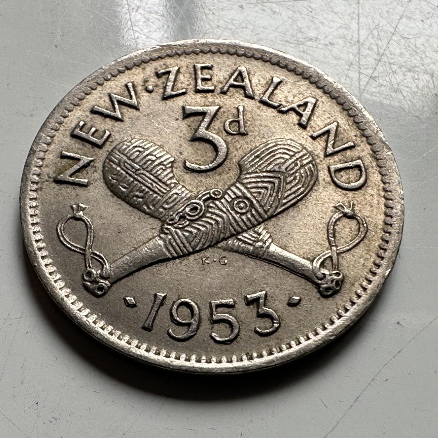 🌹外币初藏🌹🐯2026年第34场   每周二四六晚8️⃣点 接代拍 新西兰 1953年  3便士 