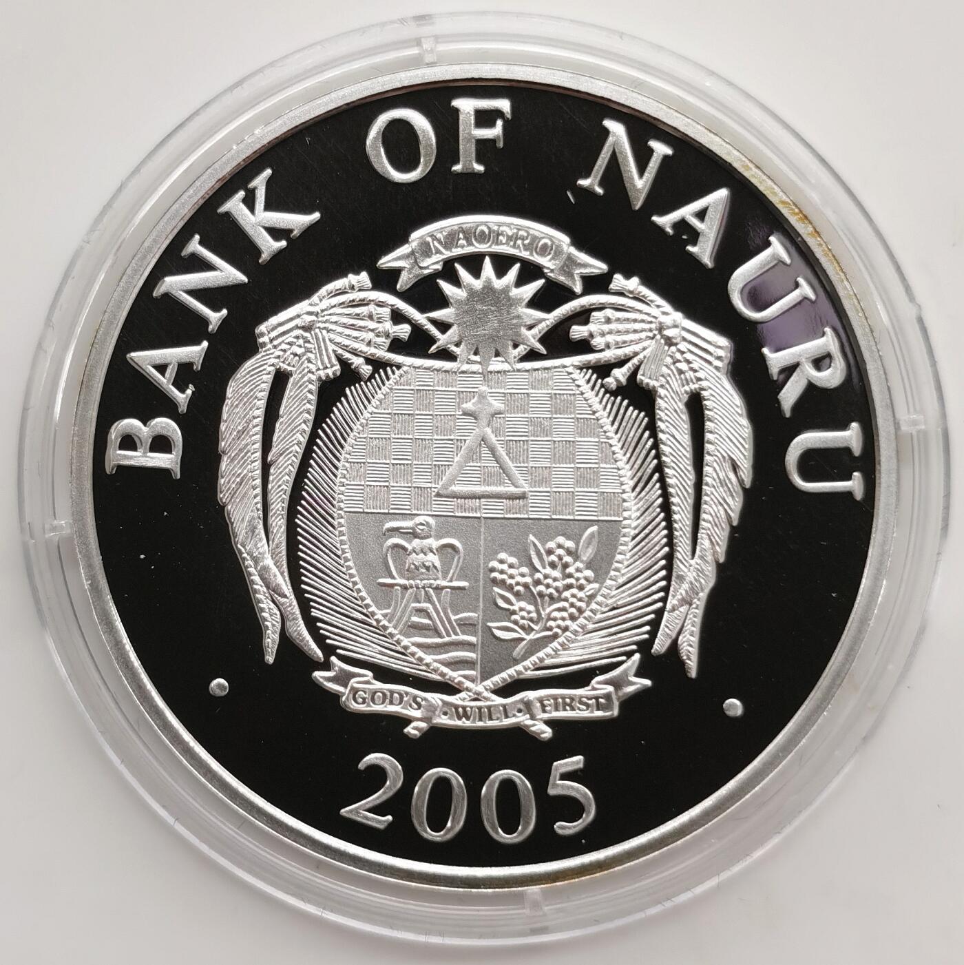 博洋堂“芳菲春韵”3月精品大拍专场暨第166期（全场包邮） 瑙鲁2005年10元带镀金插件反向精制银币 欧洲地标-圣瓦西里大教堂（俄罗斯） 1盎司999银 发行量：2千 带证