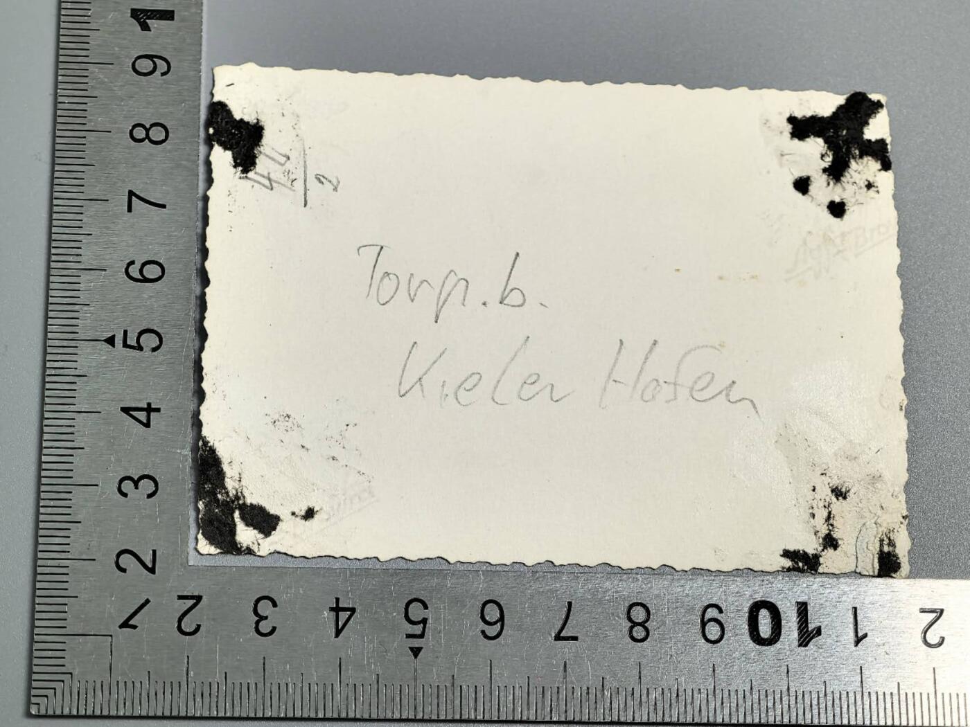 小驴勋章奖章收藏3月28日周六晚六点拍卖（珍爱和平，收藏战争，铭记历史，勿忘国耻，忠党爱国。有偿代拍，送拍规则在简介最后，参拍须阅读规则后再参拍，关系到运费包装发货时效真假辨别等关键信息，拍卖时不再发原图，看大图店主微信码在拍卖店铺介绍里） 得三军舰照片