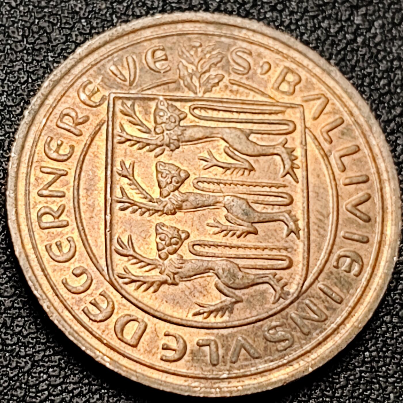 泉币菌-第216场-拍品多 请提前出价 。