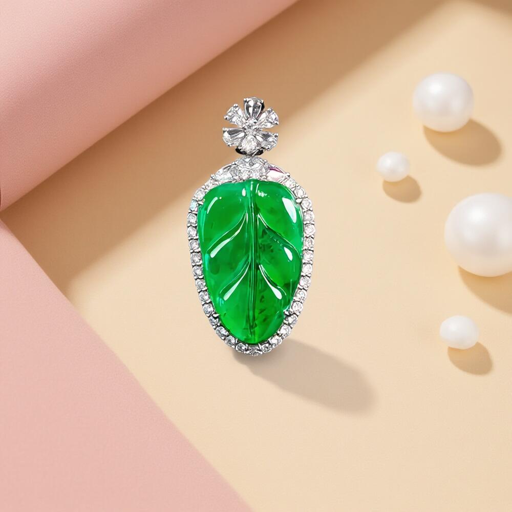 碧月说宝 君子怀瑾·当代和田玉清风专场(五) 18k镶钻高冰正阳绿金枝玉叶