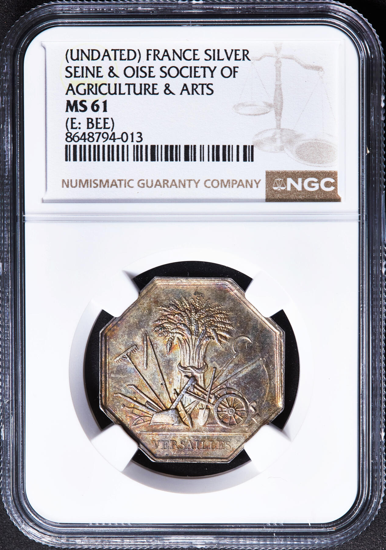 【俄甄集藏】2026年(050)04-01星期三 晚 19:30 全场包邮 法国塞纳-瓦兹省1860-1879年农业与艺术协会银质八角代用币章，NGC MS61，黄油彩包浆，蜜蜂铭