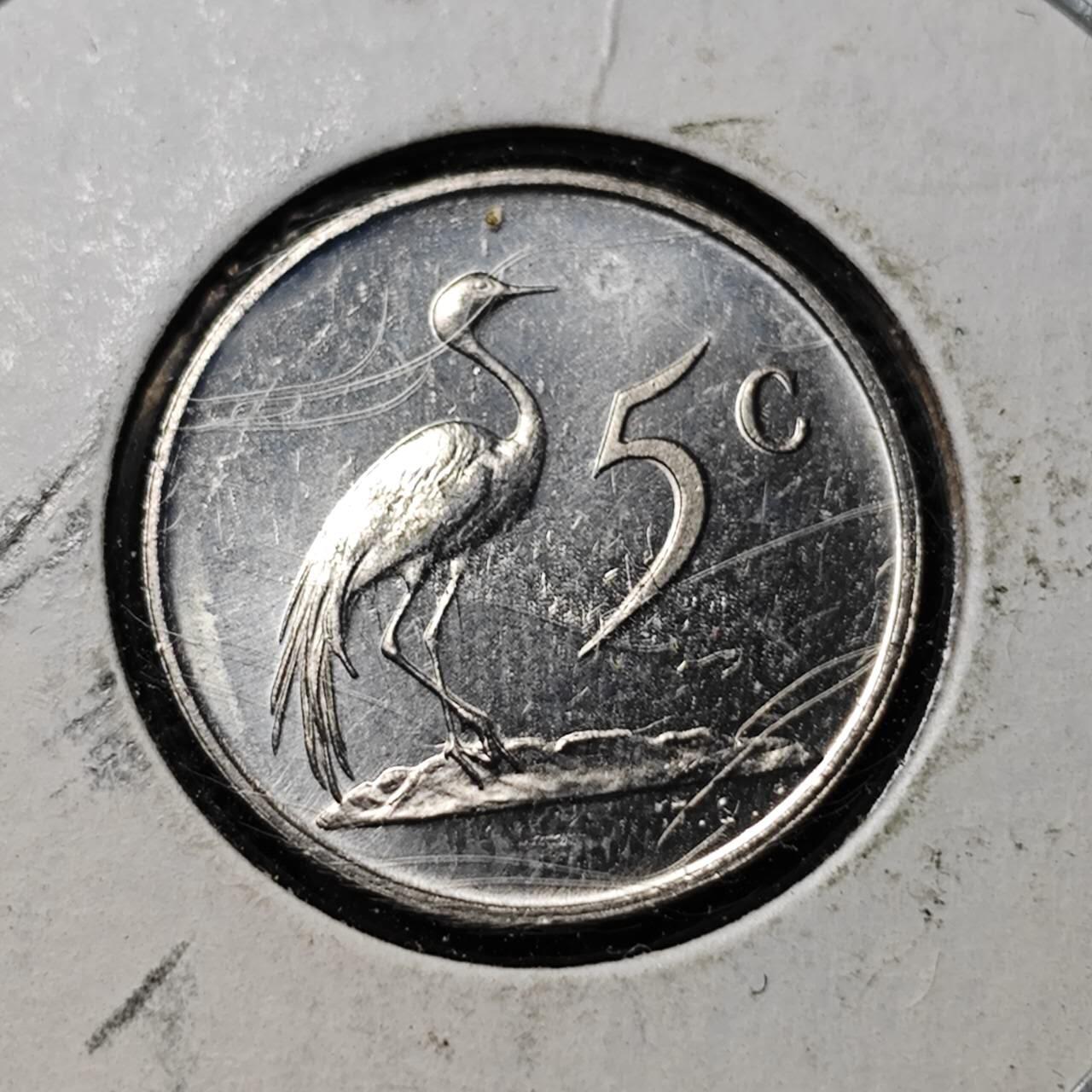 KK钱币收藏小铺  第408期 2月预留时间 周末发货  1975南非5分