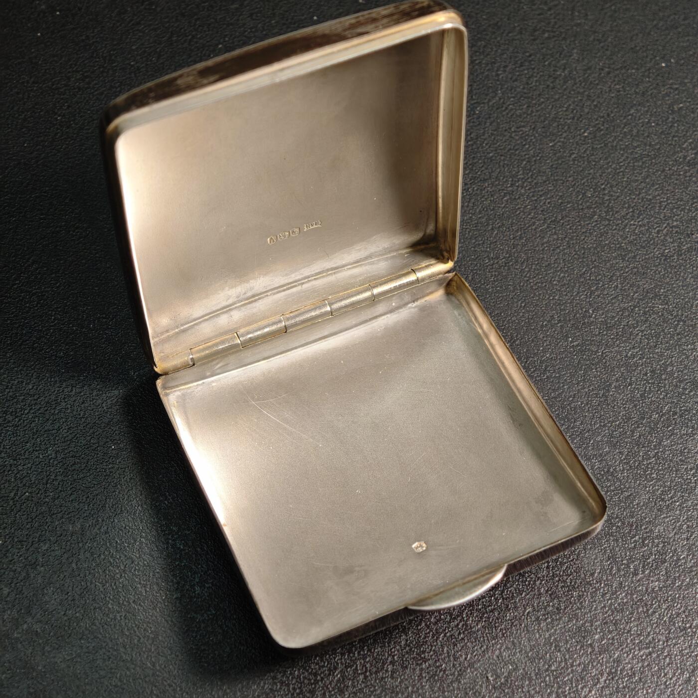 【德藏】世界币章拍卖第169期（拍品征集中~欢迎藏友联系） 1938年 英国谢菲尔德烟丝银盒 925银 银盒 原味包浆 直径约：56.5mm；重约：55.8g