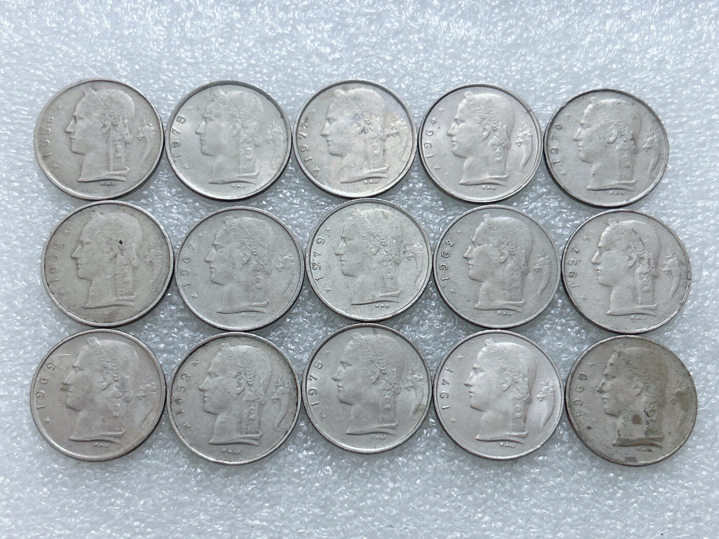 第一海外回流一元起拍收藏 散集专场  第306期 比利时1法郎硬币 15枚