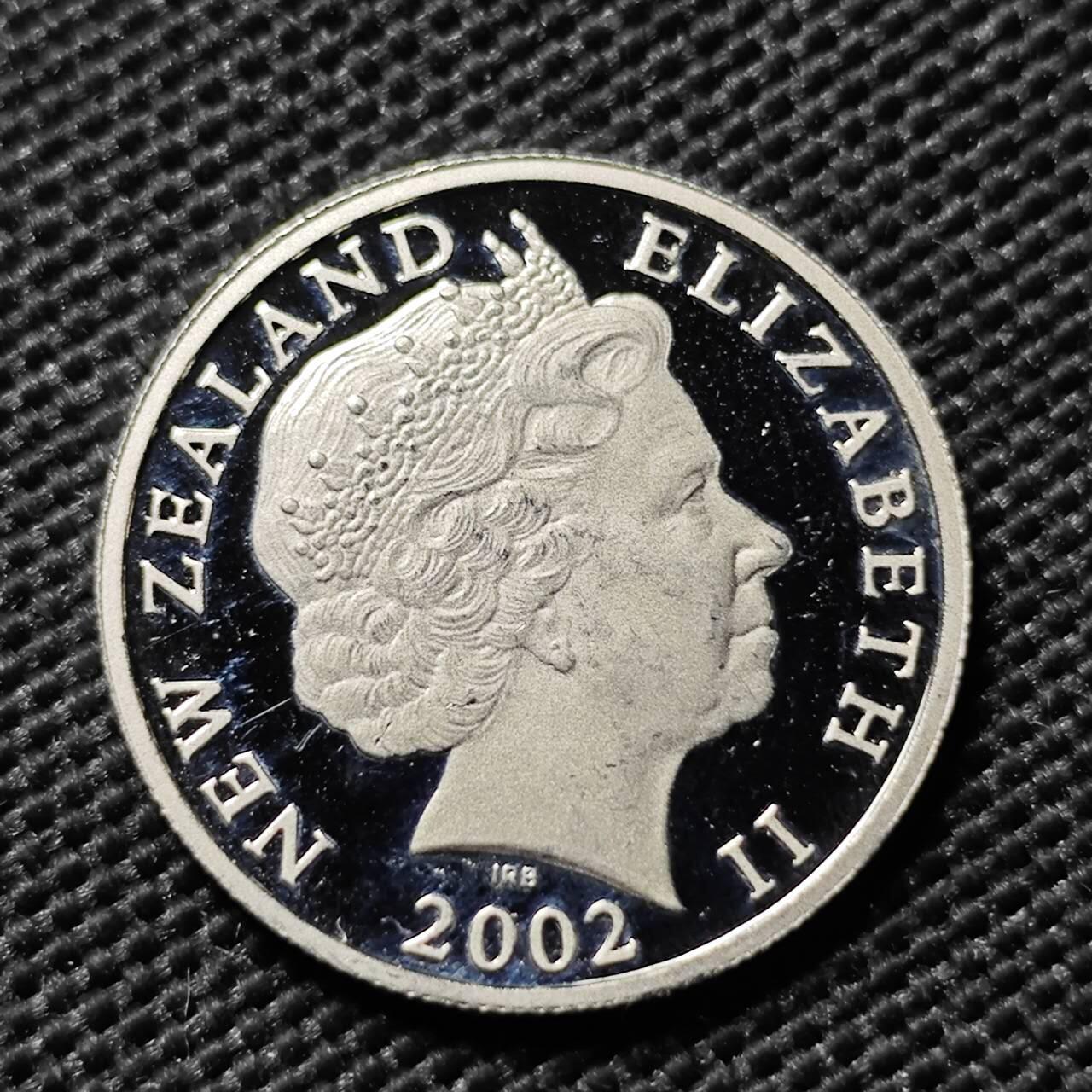 KK钱币收藏小铺  第408期 2月预留时间 周末发货   2002新西兰5分精制币